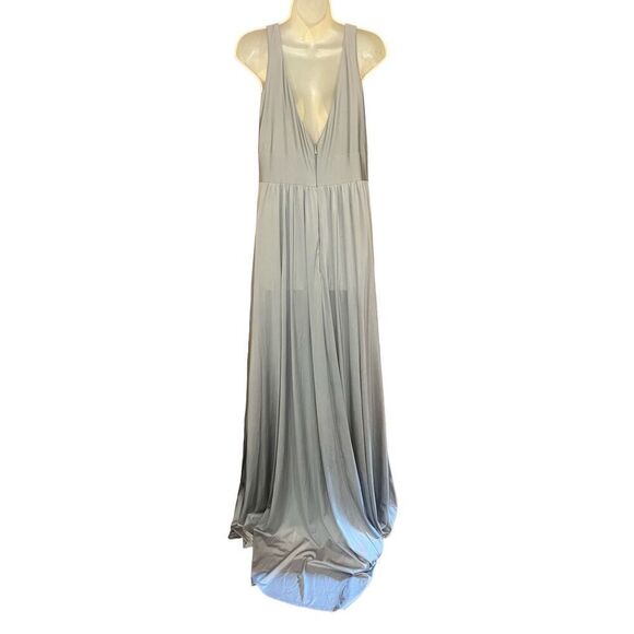 La Femme 28547 Plunging Neckline A Line Gown in Silver NWT Size 14 - Picture 3 of 5